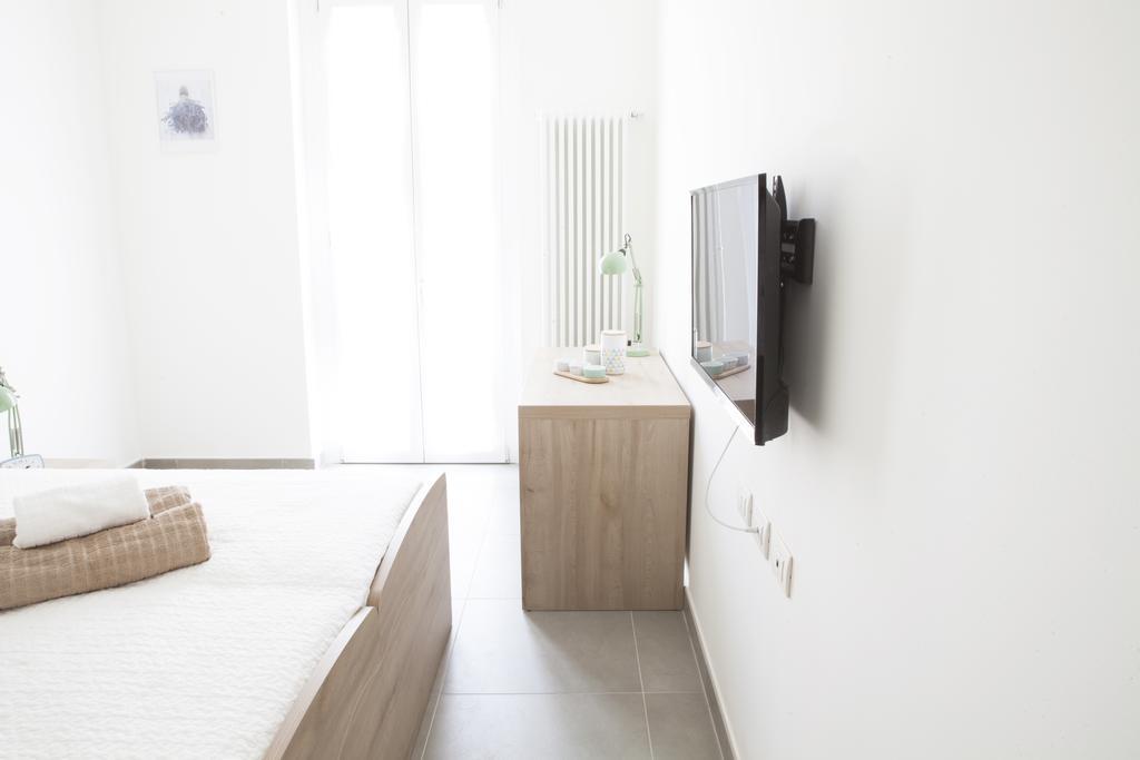 Alessia'S Flat - Buenos Aires Apartment Милано Екстериор снимка